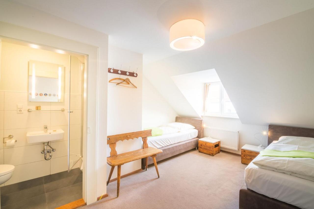 Allgaeuer Genusshotel Und Historischer Dorfgasthof Hirsch Leutkirch im Allgäu Екстериор снимка